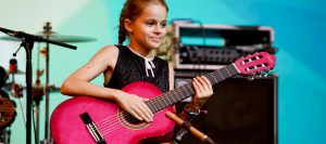 Fingerstyle Guitar Lessons: From Beginner to Pro